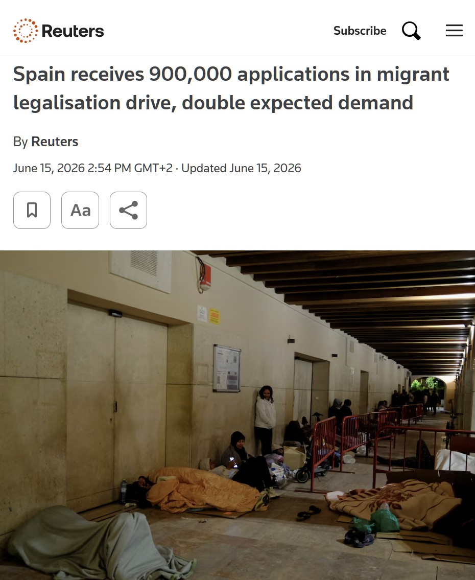 Noticia internacional: España recibe 900.000 solicitudes en su campaña de regularización de inmigrantes, el doble de la demanda prevista.