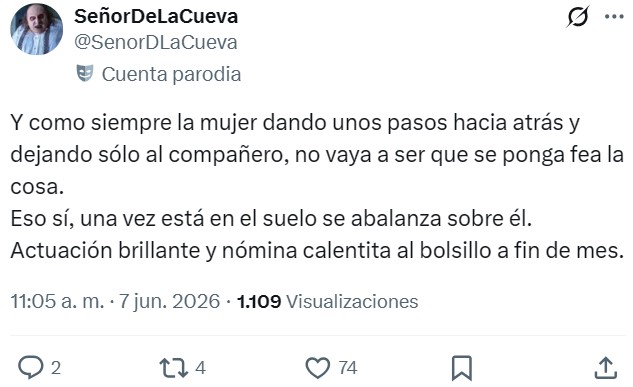 Un guiri en peIotas la lía en Ibiza.