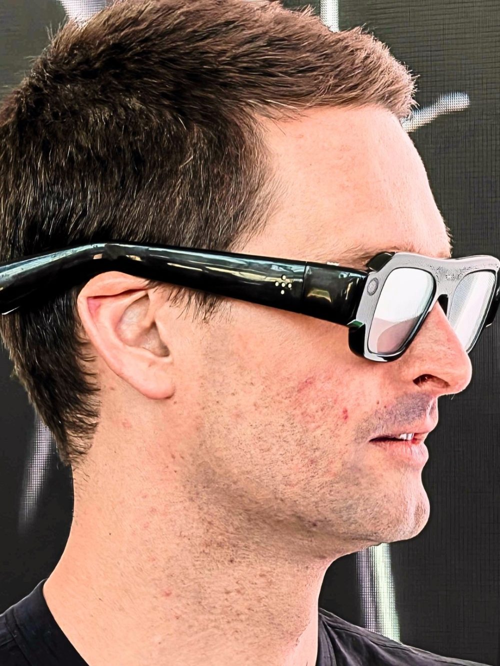 La compañía dueña de Snapchat presentó sus nuevos 'Specs', unas gafas con realidad aumentada e IA que tendrán un precio de US$2.195.