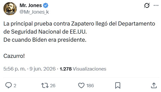 Ignacio Escolar nos invita a mirar el dedo en lugar de la Luna.