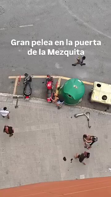 Pelea entre magrebíes ante a la mezquita de la calle Concepción de Bilbao.