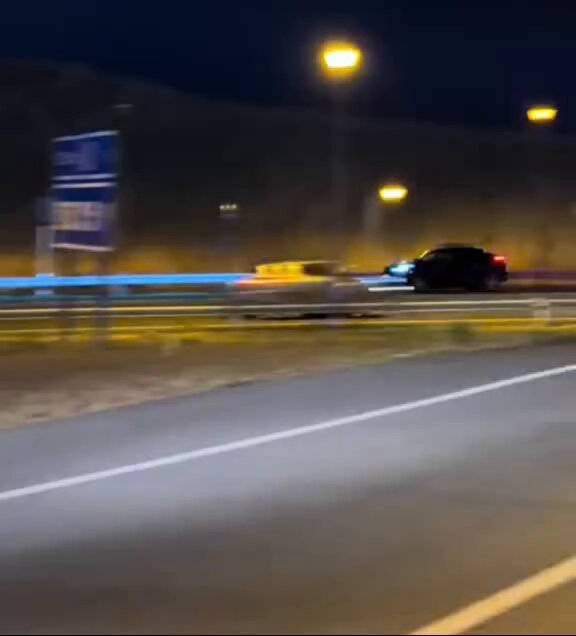 El radar de pamplona puesto a traición justo detrás de una señal de 80 se está hinchando.