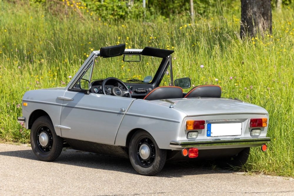 Se vende un Audi X1 Cabrio de 1980.