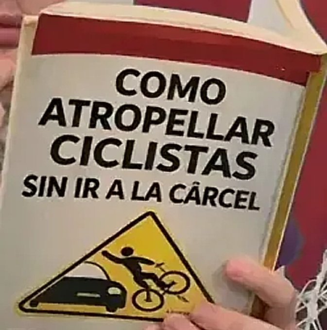 Hay una ley no escrita que dice que los ciclistas son inmunes a los semáforos.
