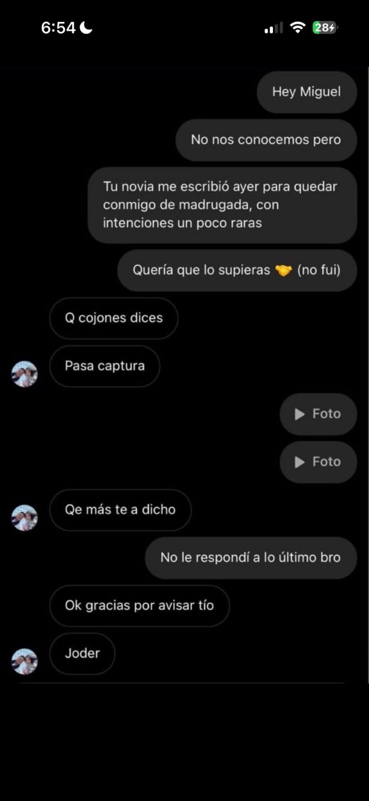 Hombre ayuda a hombre.