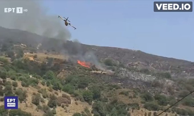 La lucha contra incendios siempre es arriesgada, y aún más en el aire.