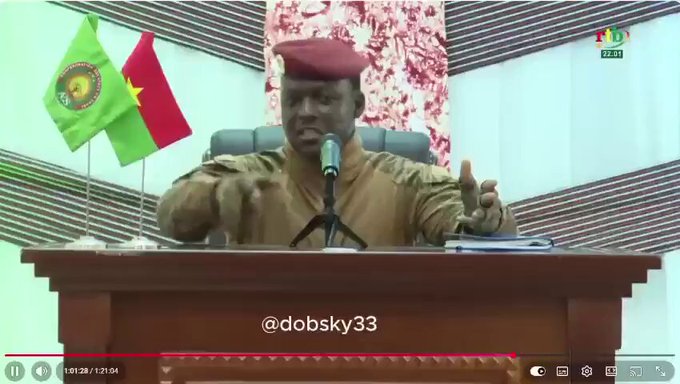 El presidente de Burkina Faso, Ibrahim Traoré: "Todo es importado, en África no producimos nada".