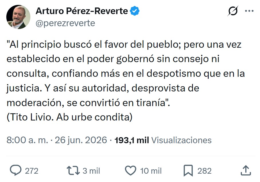 Pérez-Reverte y sus citas "fuera de contexto" en Twitter.