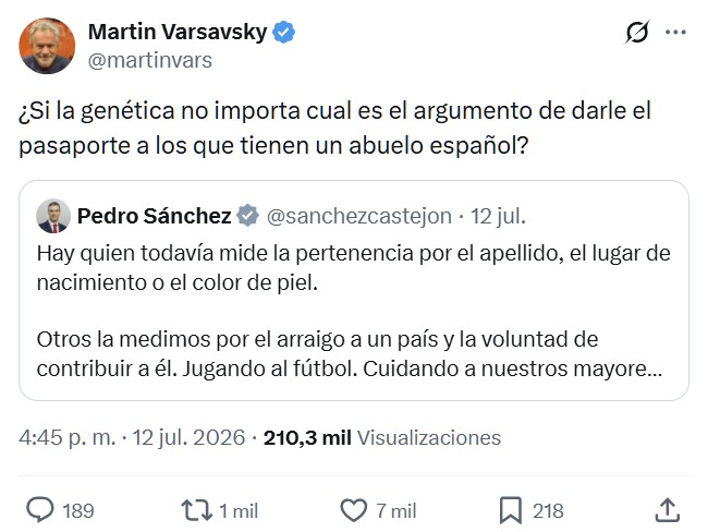 Es como si estuviéramos en guerra sin saberlo y nos estuviera gobernando nuestro enemigo.