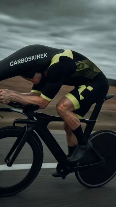 El casco que cambiará el ciclismo para siempre.