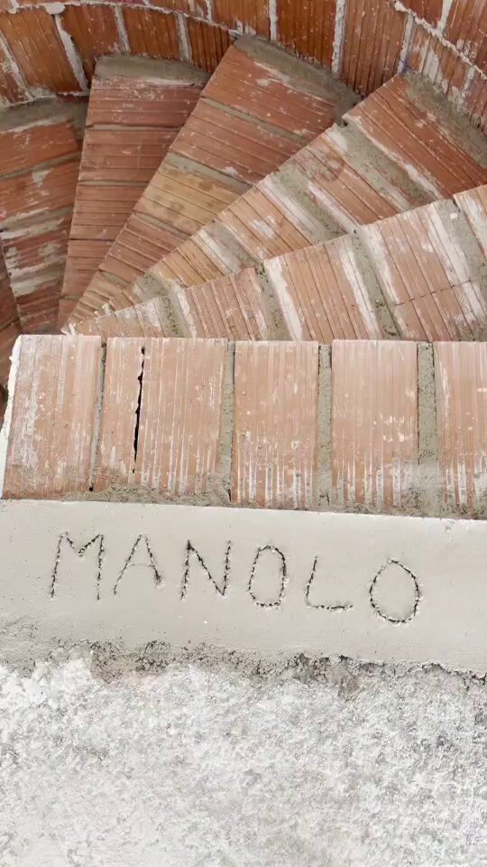 Vamos a echar de menos a los infravalorados "Manolos" cuando desaparezcan.