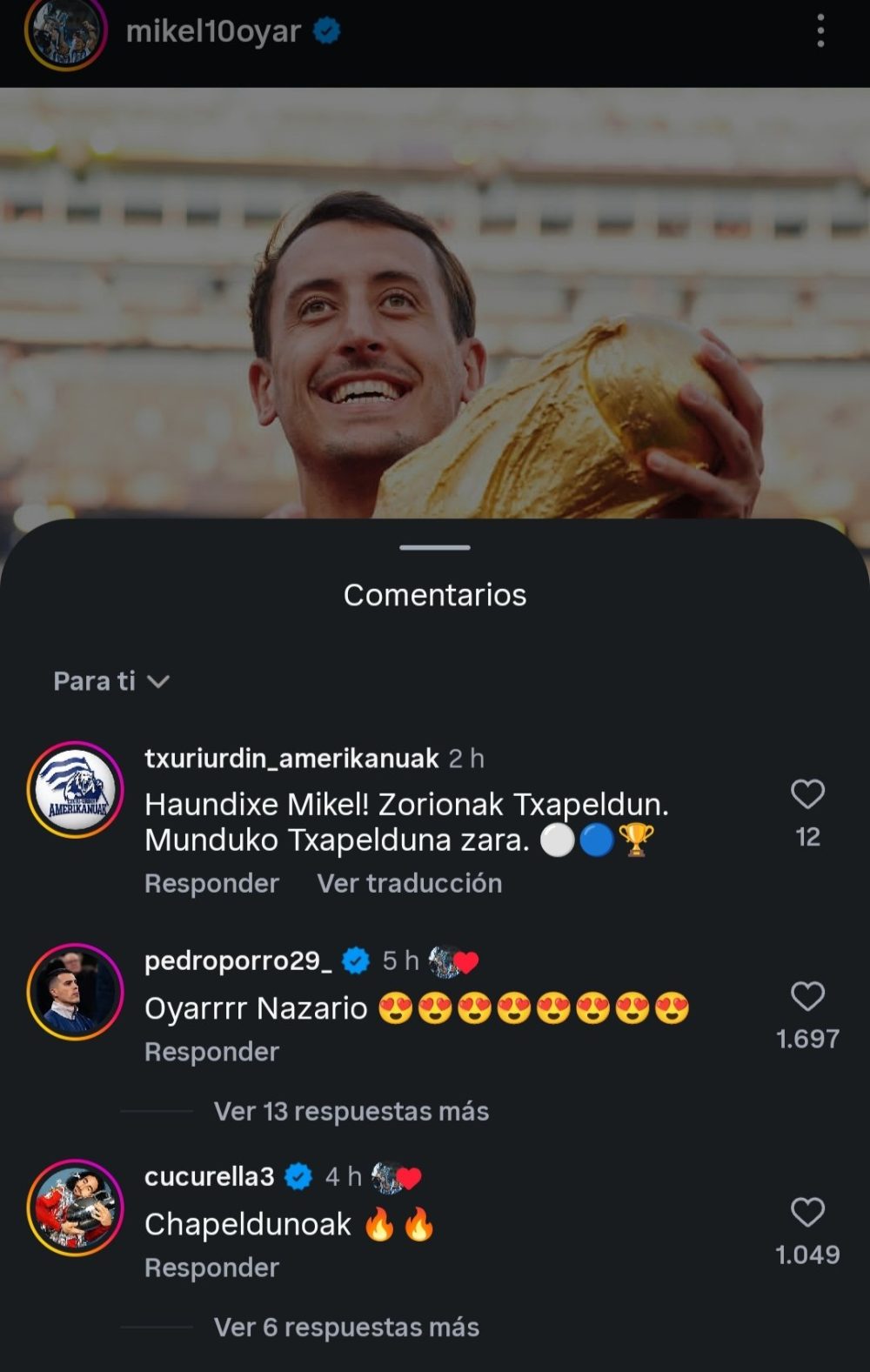 Cucurella felicita a Oyarzabal en euskañol :D