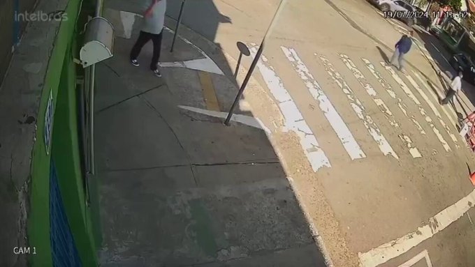 Karma instantáneo.