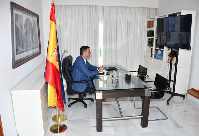 El Gobierno publica un vídeo para hacer ver que PDRO está currando en cosas no mafiosas durante sus vacaciones, y... todo mal.