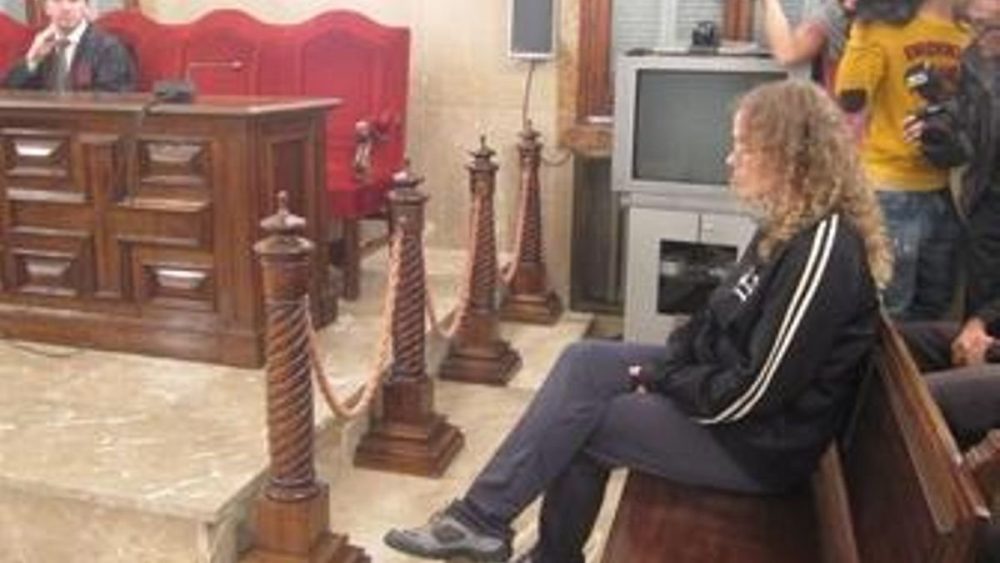 Esta es Mónica Juanatey, una joven gallega, madre soltera de un niño de 9 años.