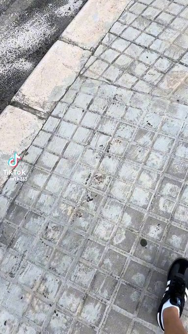 Exclusiva de Javier Negre: "En Ceuta la gente comienza a poner jamón, huesos de cerdo por esquinas, rotondas, mobiliario para que los marroquíes no se acerquen".