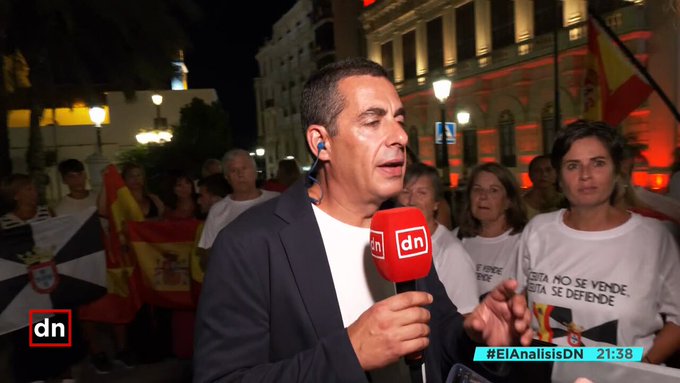 "Una ONG ha comprado un palé de aguarrás. Ya han empezado a tirar los cócteles molotov. Aguarrás es con lo que se fabrican. Como empiecen así vamos a acabar mal"