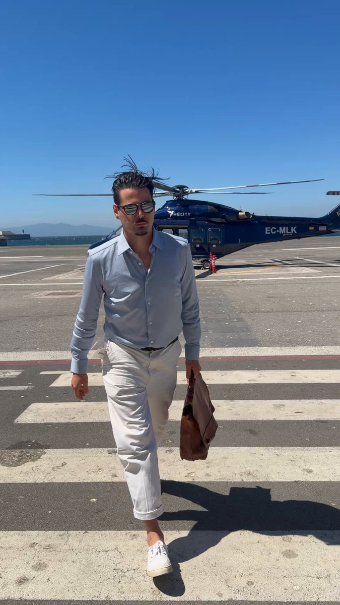 Que alguien le diga a Narciso Gisbert que busque ayuda profesional.