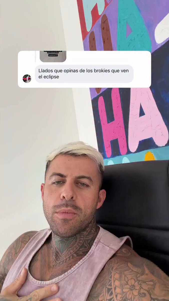 Llados critica a los 'brokies' que vio el eclipse con sus gafas de cartón.