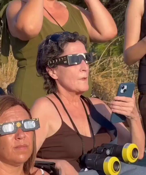 Total eclipse of the brain.
