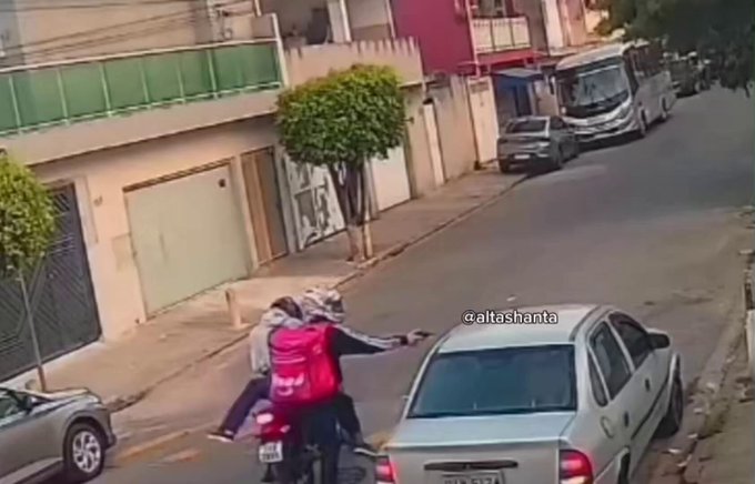 No todos los héroes llevan capa.