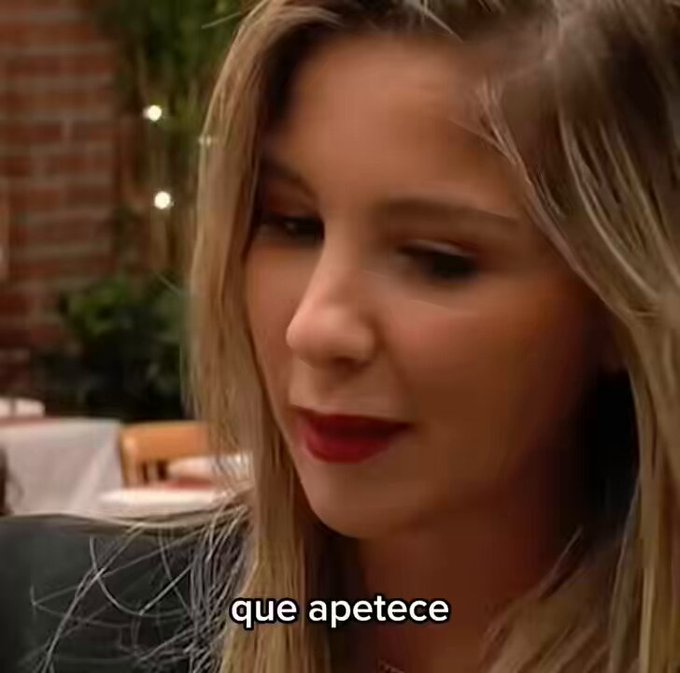 - Busco una chica con la que me pueda tumbar y abrazar