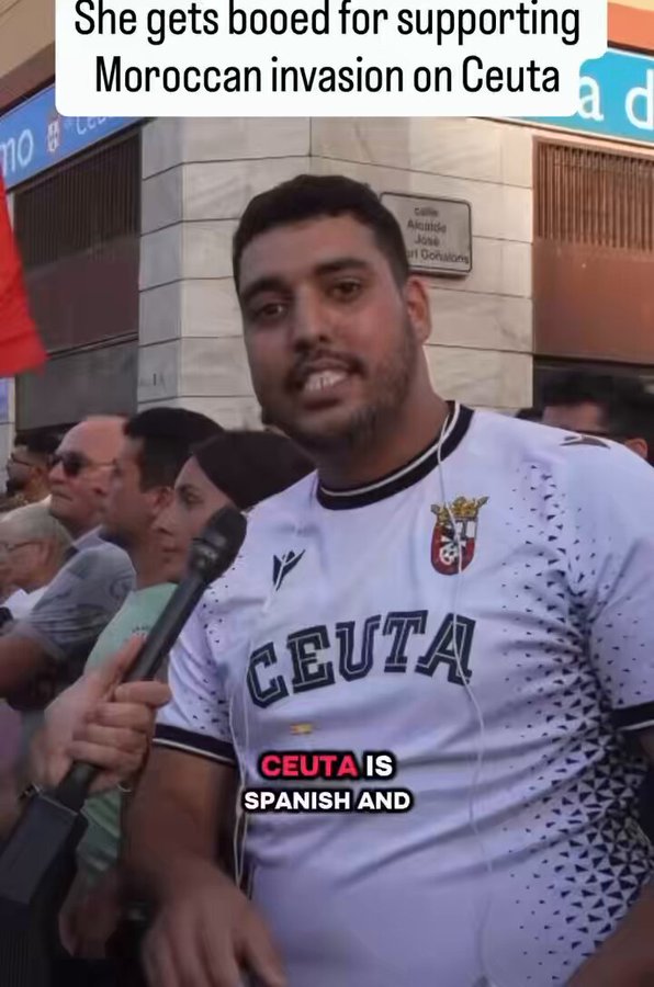 Una marroquí con ciudadanía holandesa y residente en Ceuta recibe abucheos cuando grita que apoya la invasión: «¡Es la hora de África!».