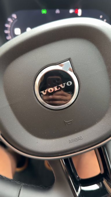 Si has tenido un Tesla y tienes que coger cualquier otro coche, vas a experimentar un viaje de 20 años hacia atrás en cuanto a software.
