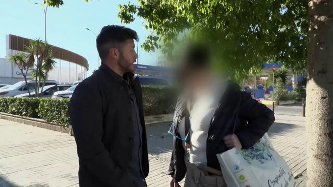 Cazan a una funcionaria comprando en su horario laboral: "No me hagas esto, por favor"
