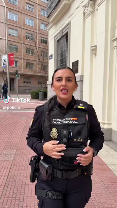 Policía Nacional: "Unos pequeños hábitos pueden ayudarte a ponérselo más difícil a los hurtos"