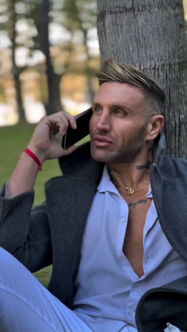 Calamardo cuando se vuelve guapo.