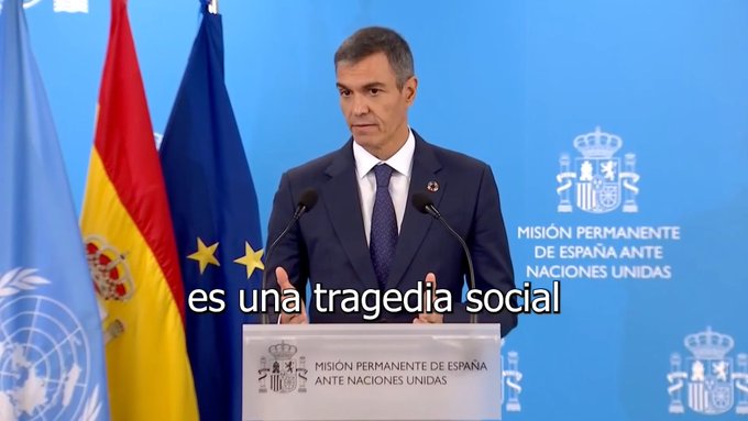 No podía faltar la palabra "aticazo" en el tuit.