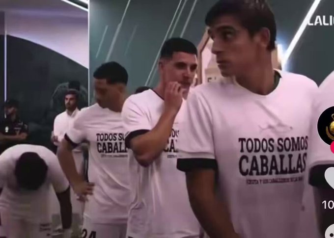 Esto es lo que pasó en el túnel de vestuarios antes de que Vinicius Mbappe y Nosequé se pusieran las camisetas a medias.