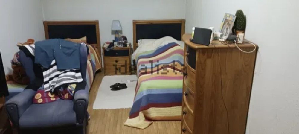 Algún fínolier vende su casa.
