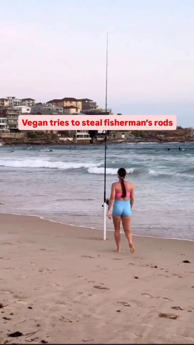 Una activista vegana impide que un padre y a su hijo pesquen porque cree que es perjudicial para los animales.