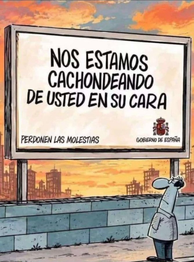 Así ha sido la avalancha durante el traslado de miles de inmigrantes al nuevo asentamiento del puerto