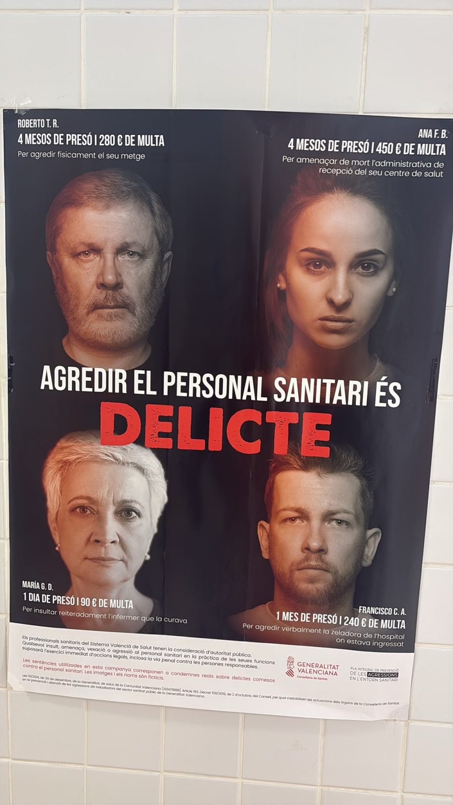 "Agredir al personal sanitario es delito": Atentos a los 4 perfiles que han elegido para el cartel.