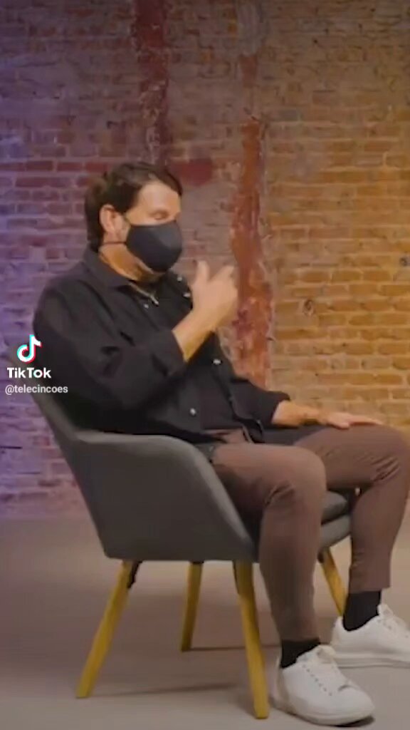 Los cirujanos le han devuelto su nariz a Lucas.