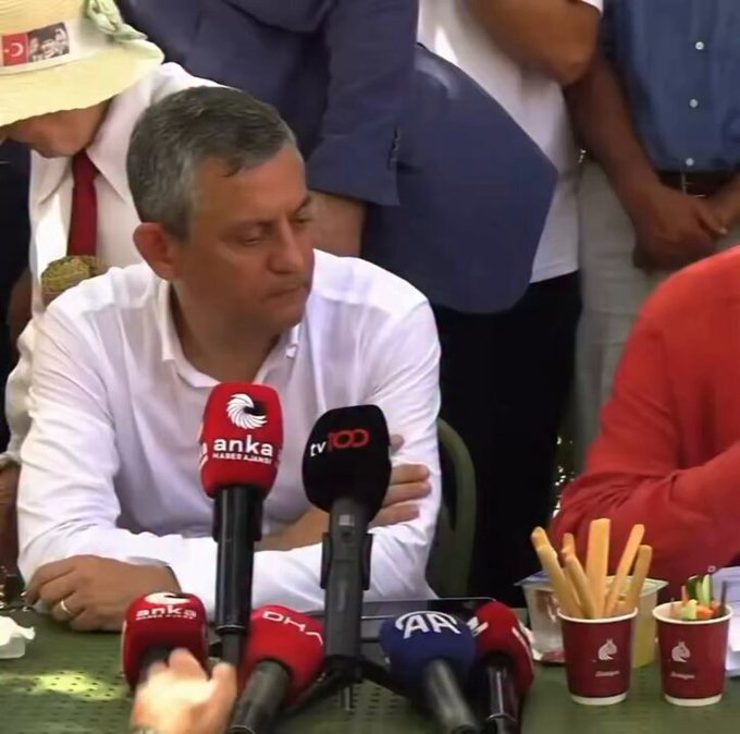 El que nunca haya tenido contacto con el TOC, podrá entenderlo un poco mejor con este vídeo.