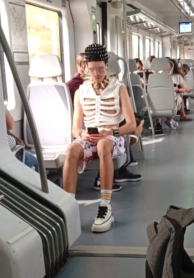 Personaje de Cyberpunk 2077 avistado en Madrid.