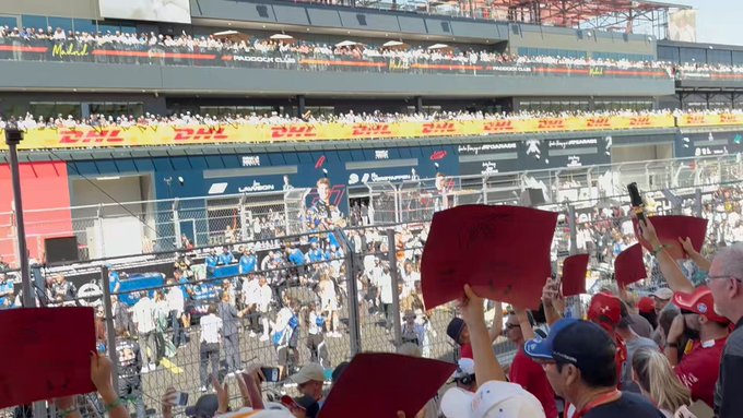 La grada de la recta de MadRing puso la banda sonora ayer a la carrera de F1.
