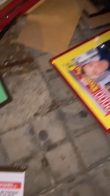 El mayor fan de Belén Esteban ha amochado.