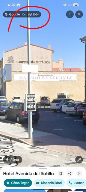 Imposible no deprimirte viendo el aumento de la inflación representado con este cartel de menú del día.