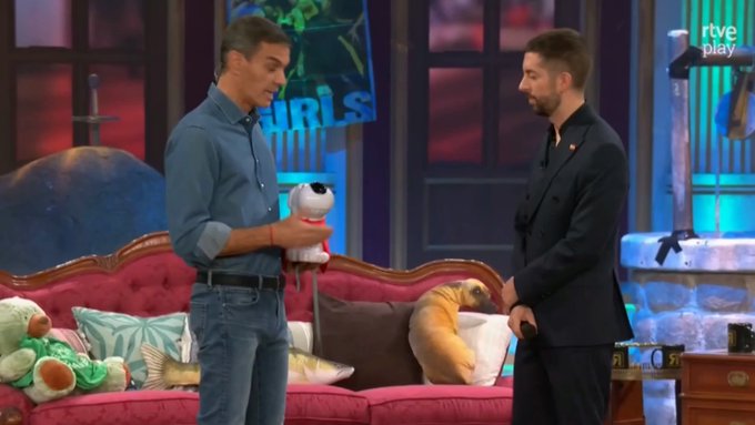 Mira que Broncano lo pone fácil para que la gente sea auténtica, pero Perro suena impostado hasta cuando se supone que está de jajas.
