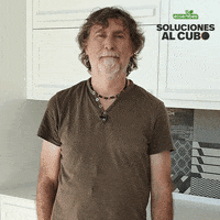 Vasca amenaza en la puerta del Sol con agredir a quien lleve la bandera de España: "A mí si me buscas me encuentras, que no tengo nada que perder y estamos en Madrid".
