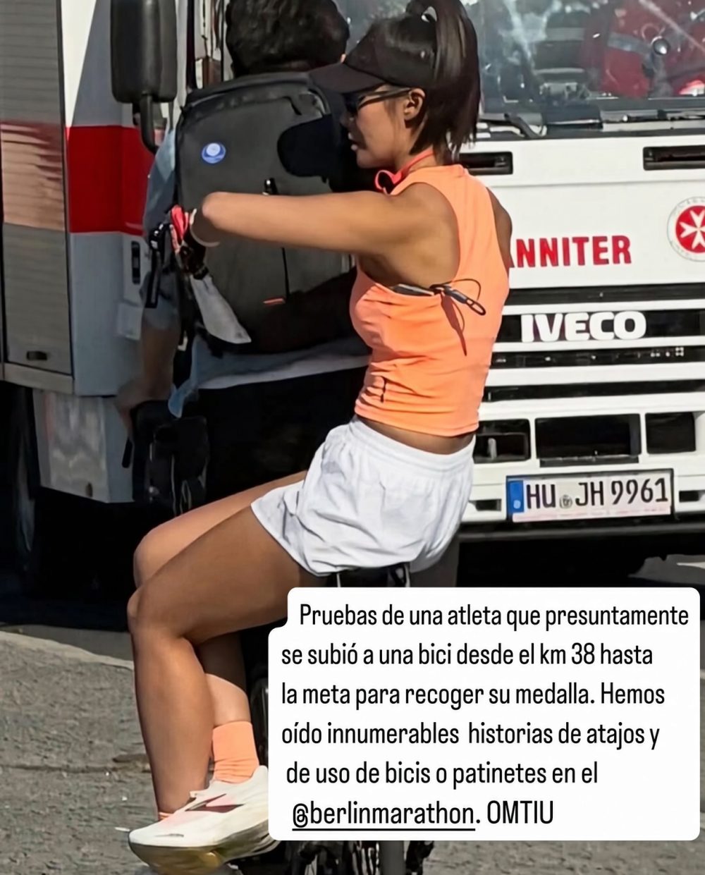 Pillote a una influencers haciendo trampas en la maratón de Berlín.