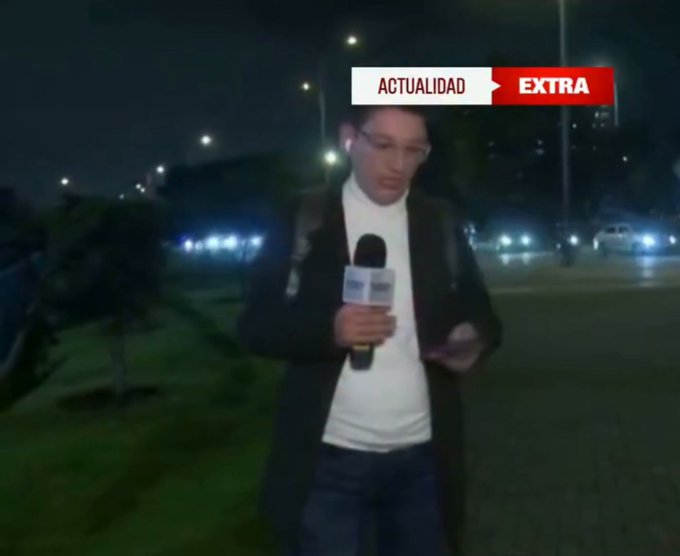Reportero colombiano sale a la calle y le intentan robar el móvil 2 veces en menos de un minuto.