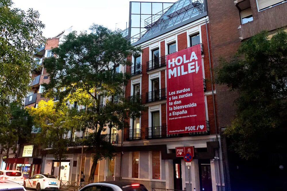 Milei llama “impresentable dictador” a Pedro Sánchez y él le responde con una pullita en X