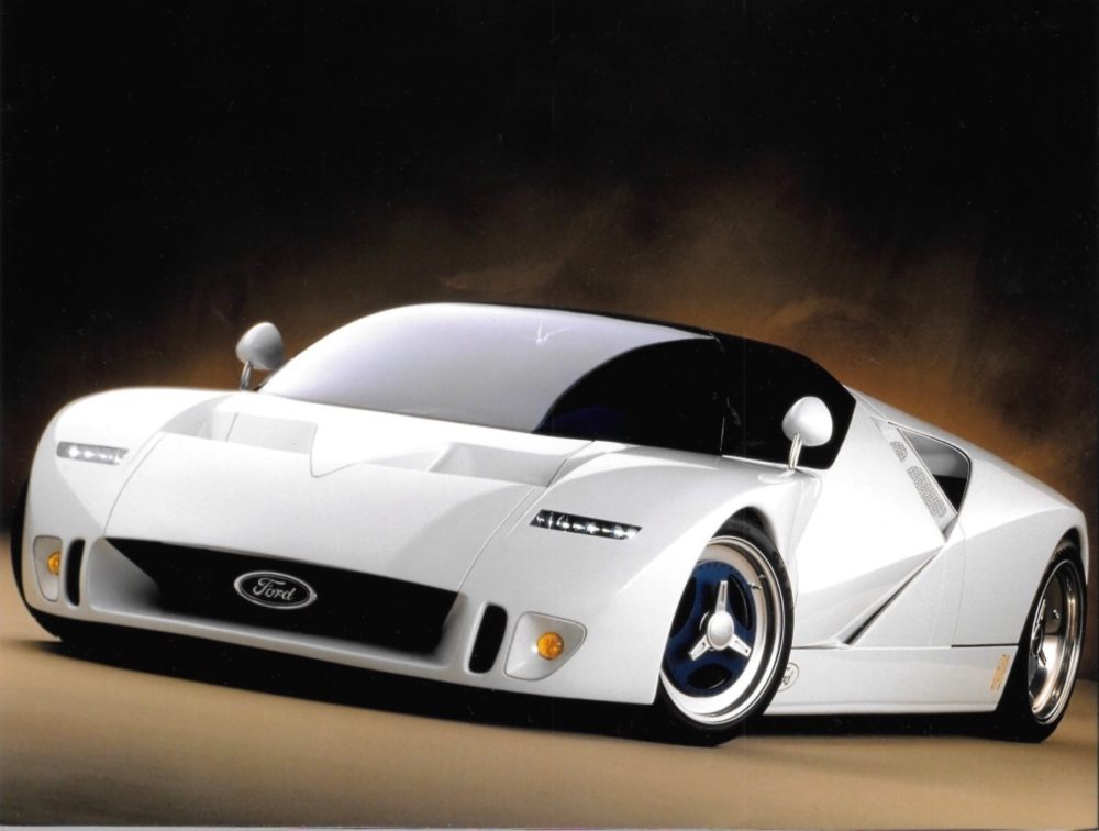 Elon Musk ha creado el COCHE FANTÁSTICO. El nuevo Tesla Roadster habla, conduce solo y... VUELA.