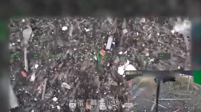 Primera evacuación mediante un dron conocida en combate. Lo ha hecho el еjército ucraniano con un soldado hеrido.